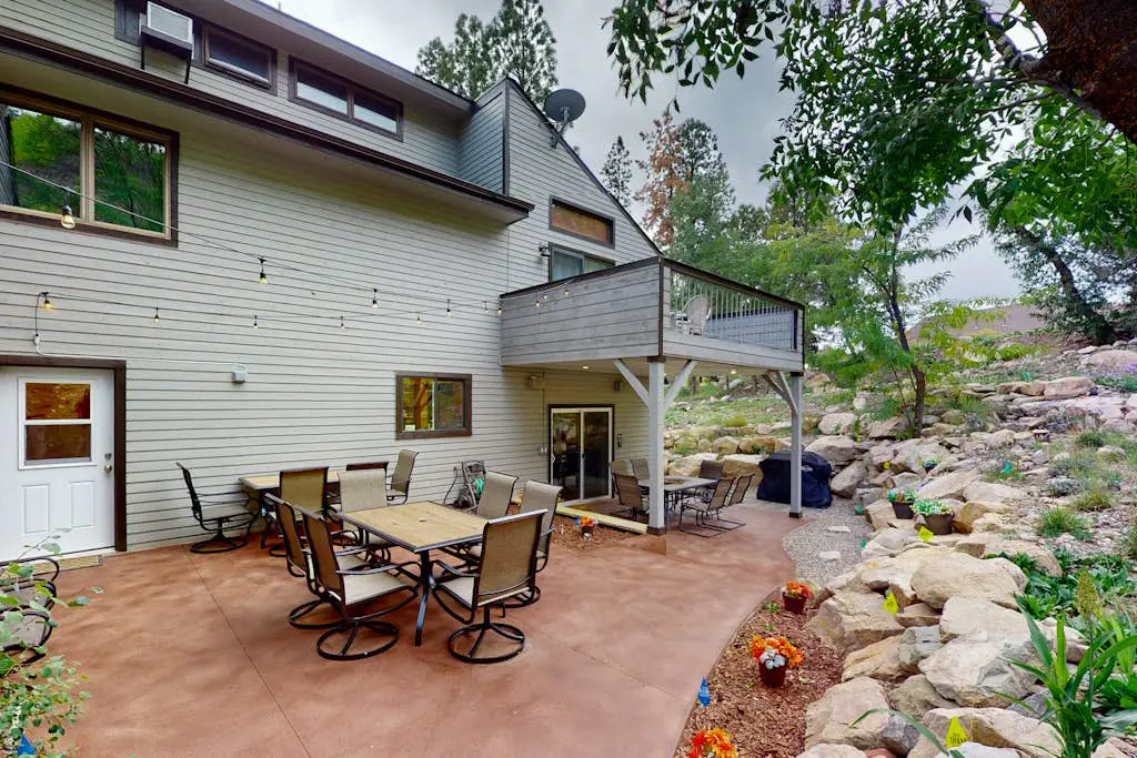 Pine Station 323