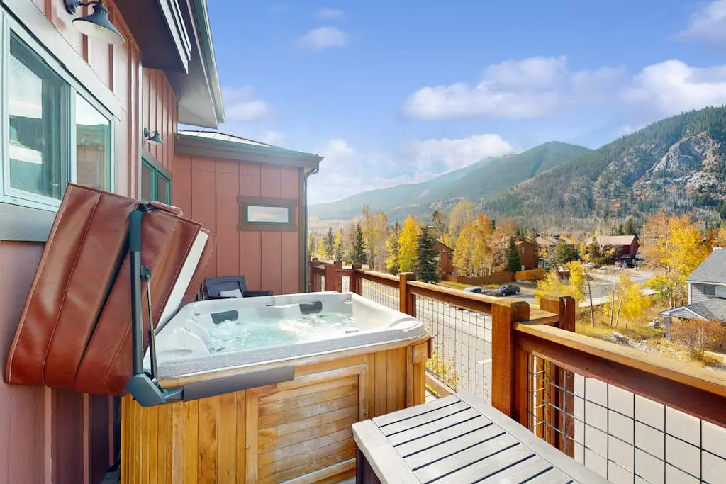 Bears Den Condo Unit 1