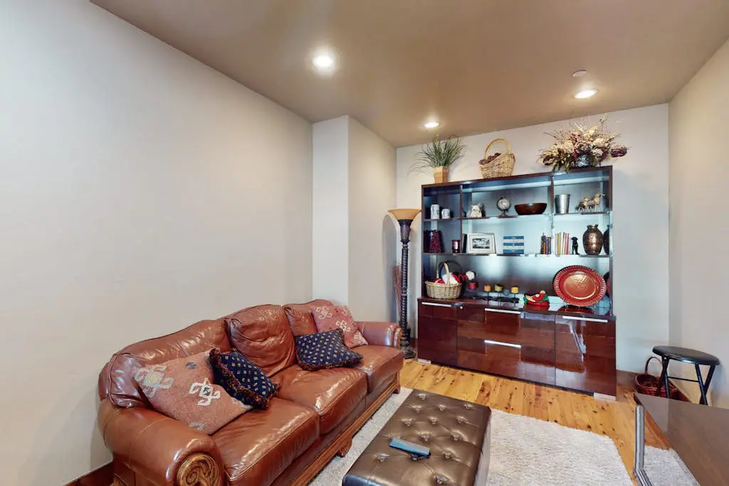 Bears Den Condo Unit 1