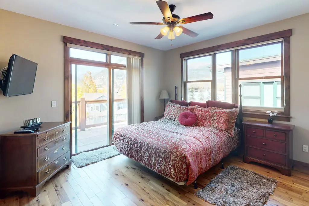 Bears Den Condo Unit 1