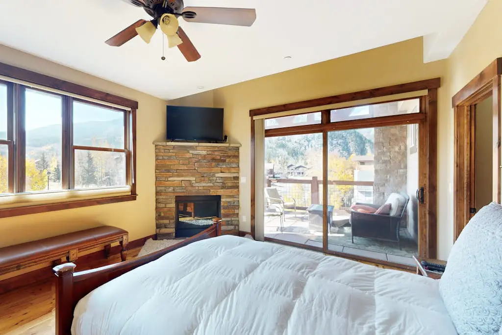 Bears Den Condo Unit 1