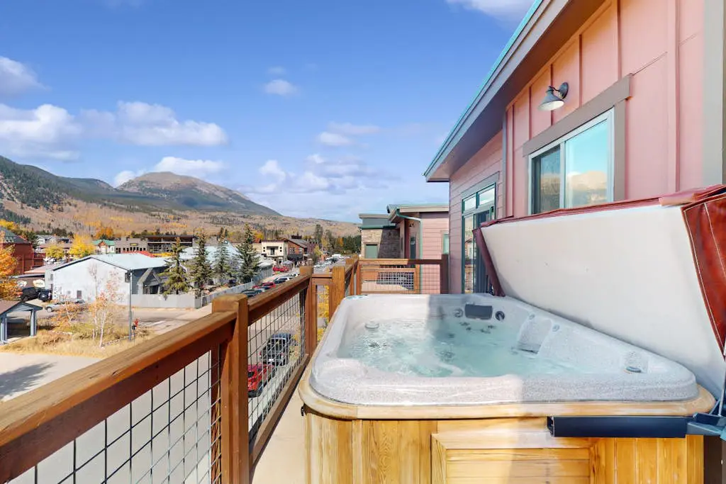 Bears Den Condo Unit 1