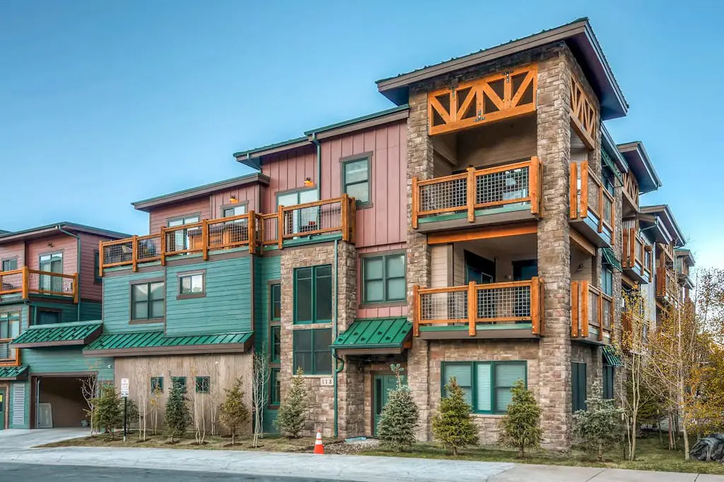 Bears Den Condo Unit 1