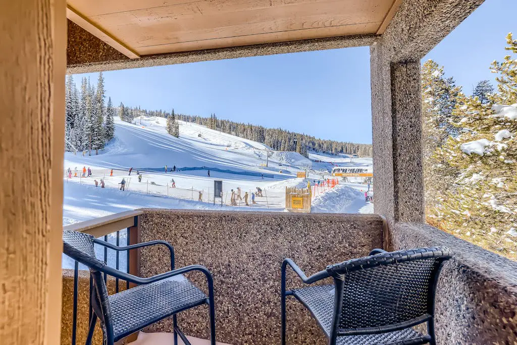 Ten Mile Circle Apartment 291