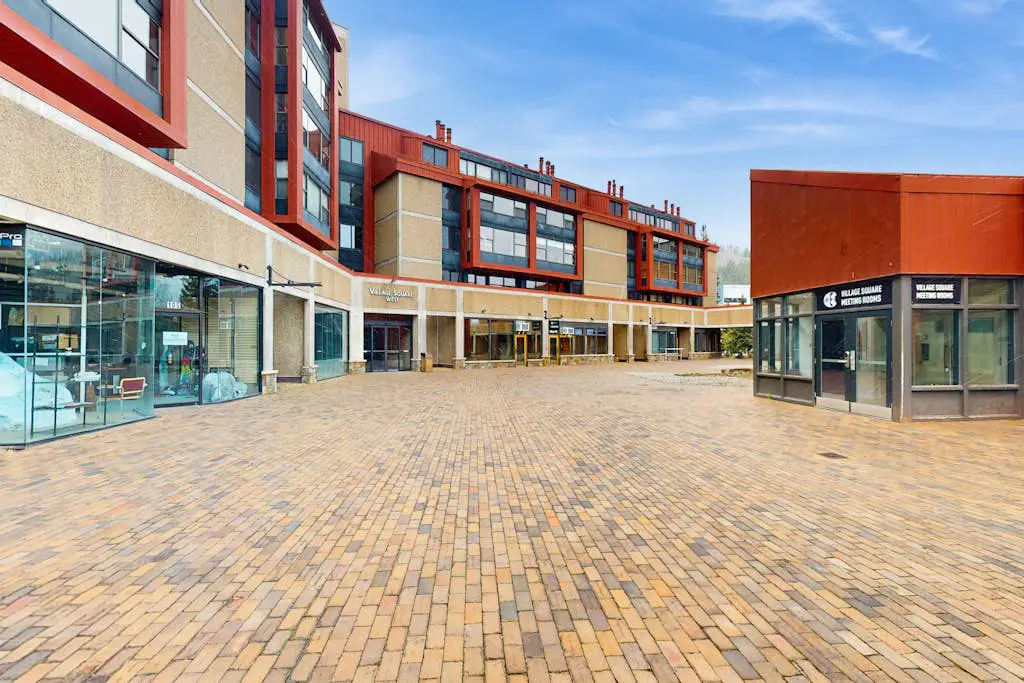 Village Square 342