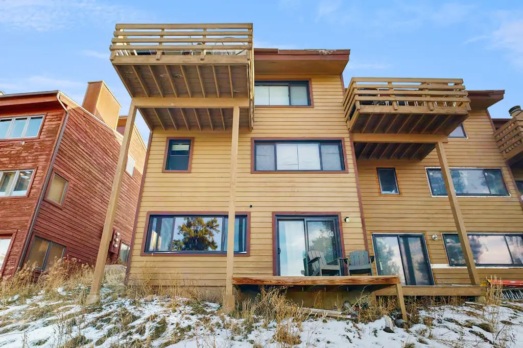 Wapiti Townhouse 3