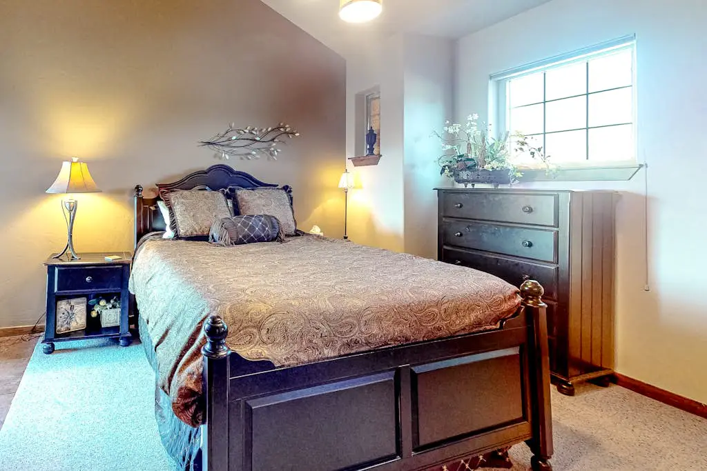 Cozens Pointe Circle