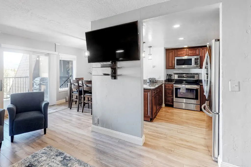 Mountain Meadows 302