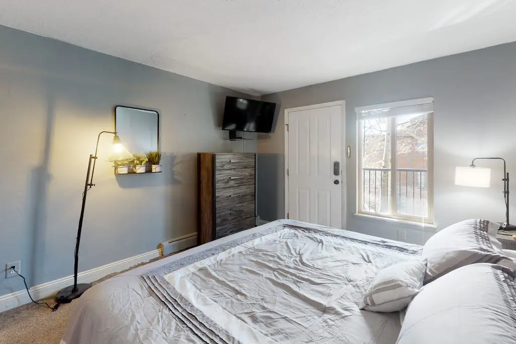 Mountain Meadows 302