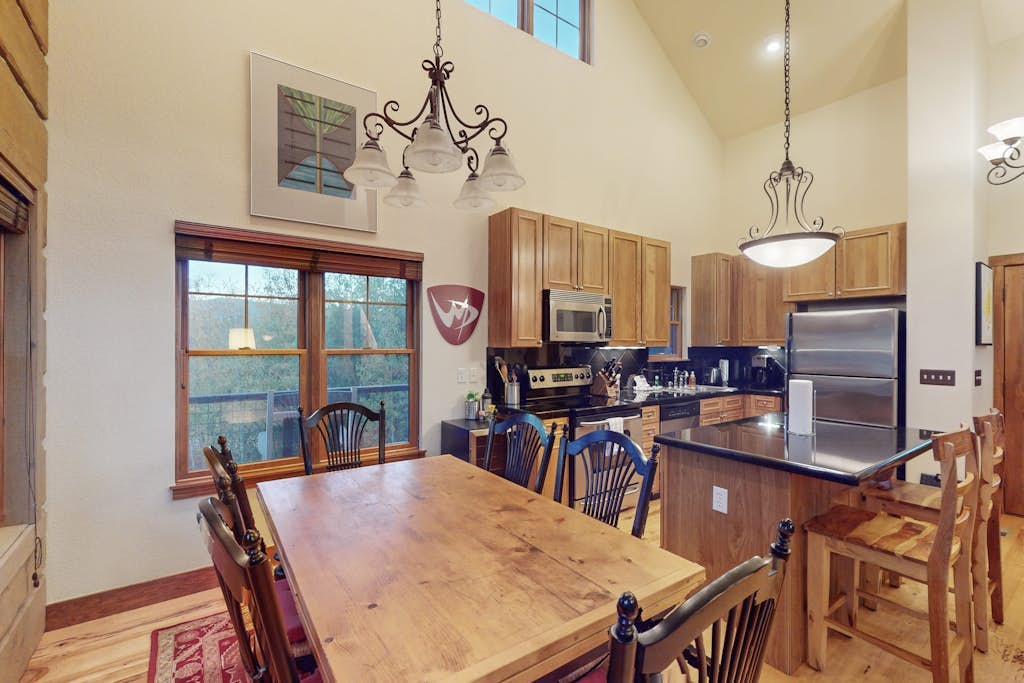 Comfortable home with gas fireplace, full kitchen, W/D & great views