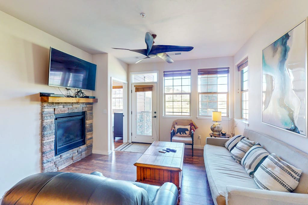 Granby Ranch H103