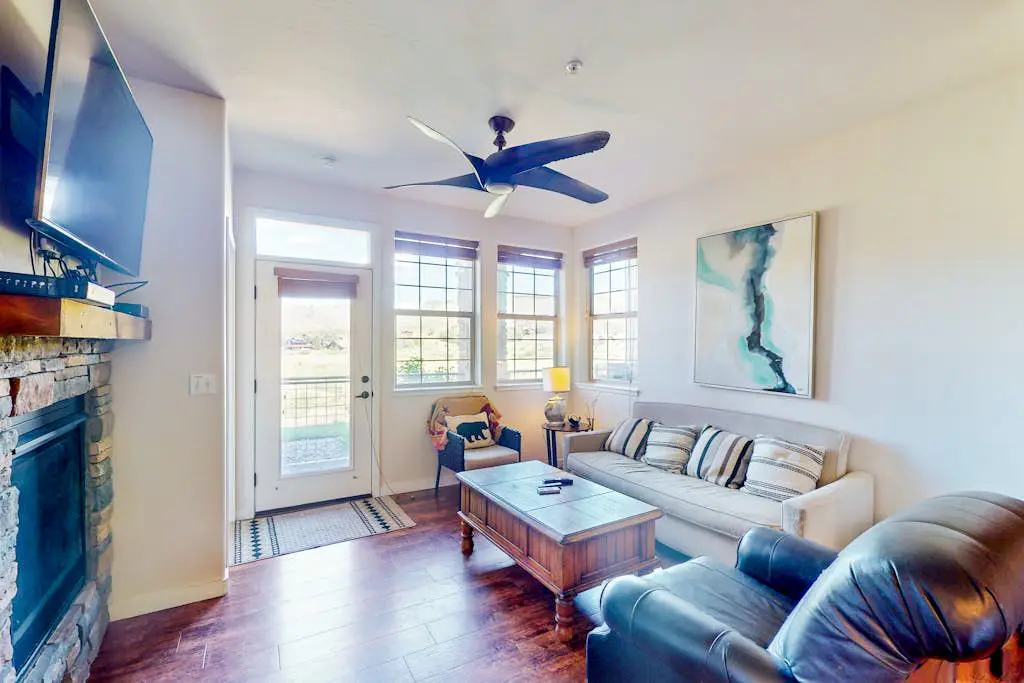 Granby Ranch H103