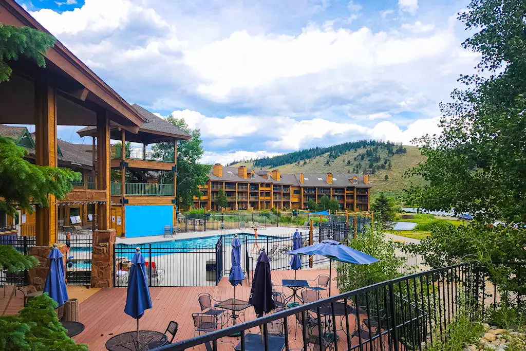 Silver Lodge B