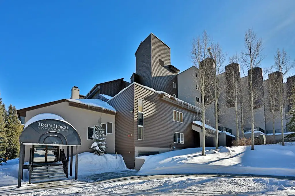 Iron Horse Resort 5064