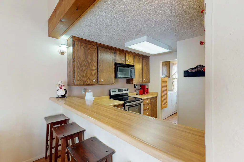 Pines 4013
