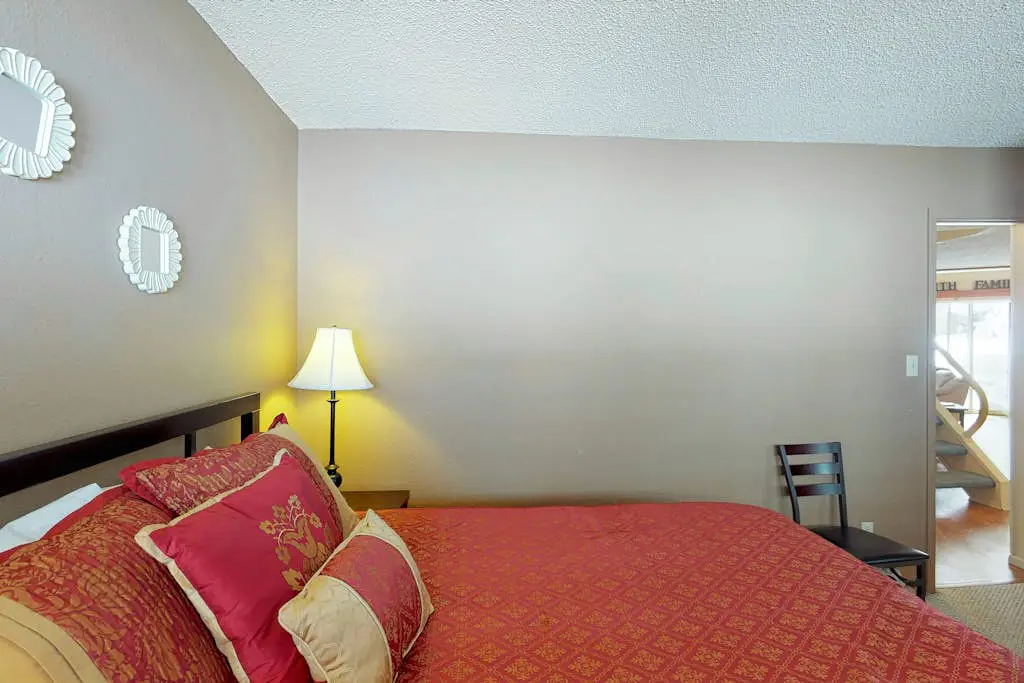Pines 4013