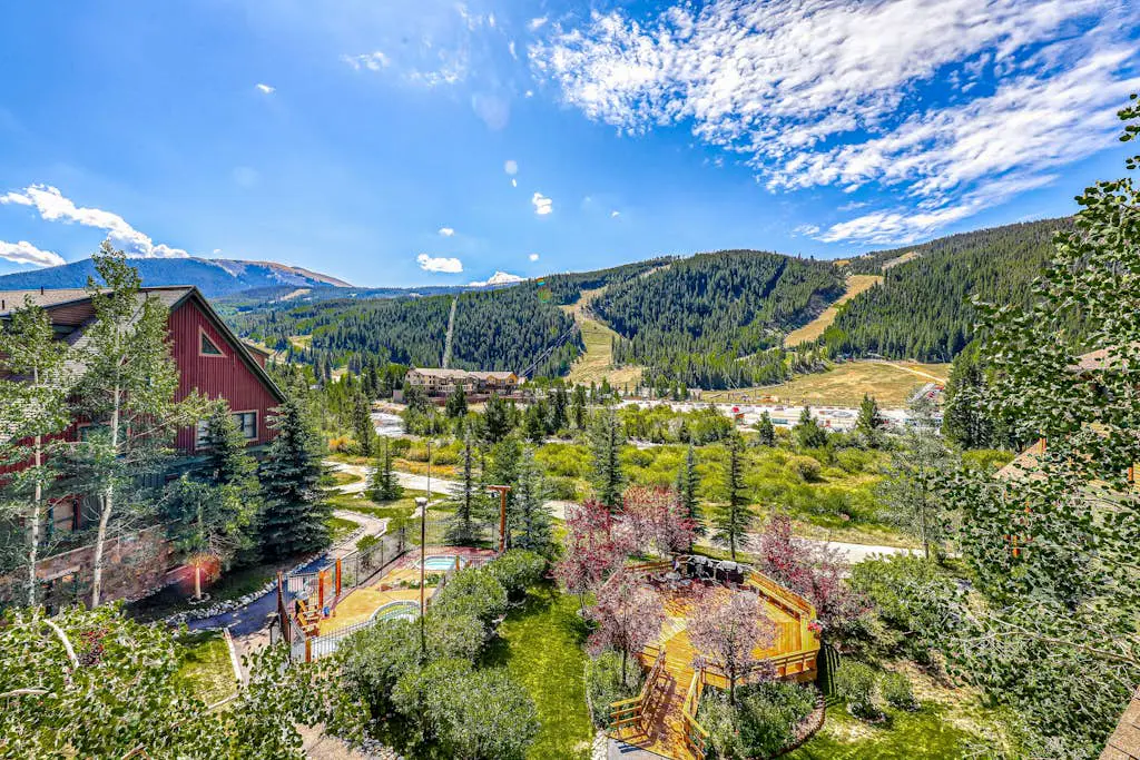 Tenderfoot Lodge 2664