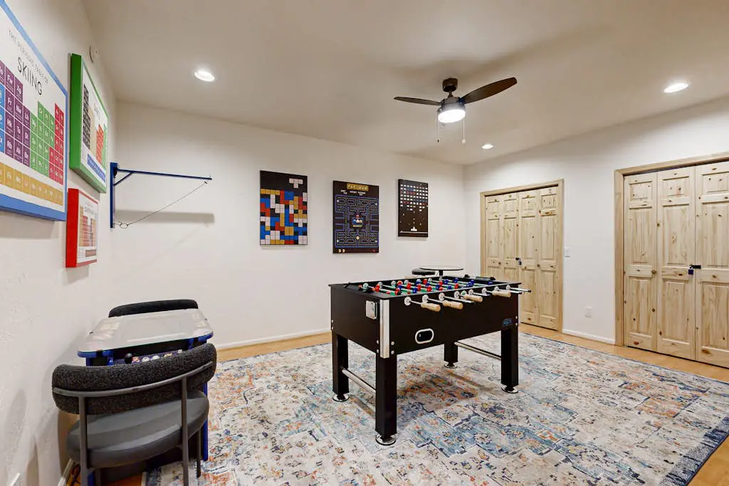 Riverfront Lodge | Hot Tub | Game Room