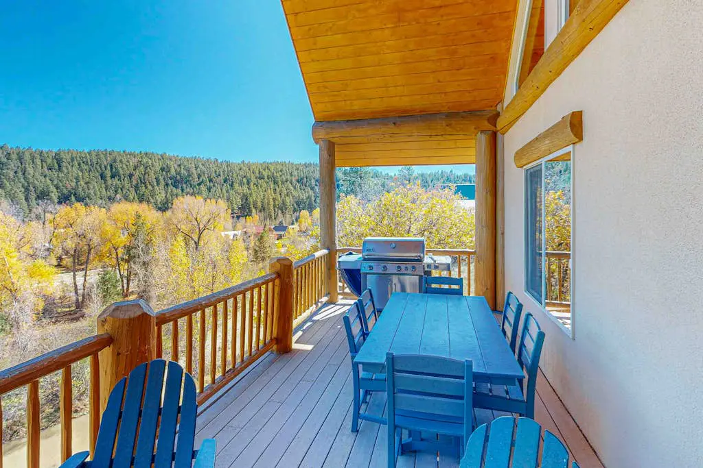 Riverfront Lodge | Hot Tub | Game Room