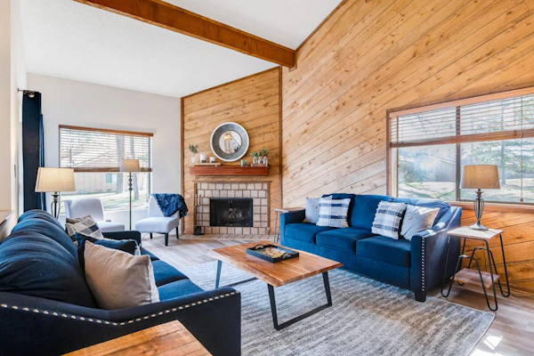Family-Friendly Condo w/ High-Speed WiFi, Washer/Dryer, & Central AC
