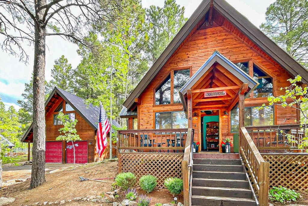 Cozy Bear Cabin