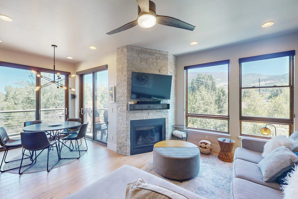 Blue River Condo Unit 3301