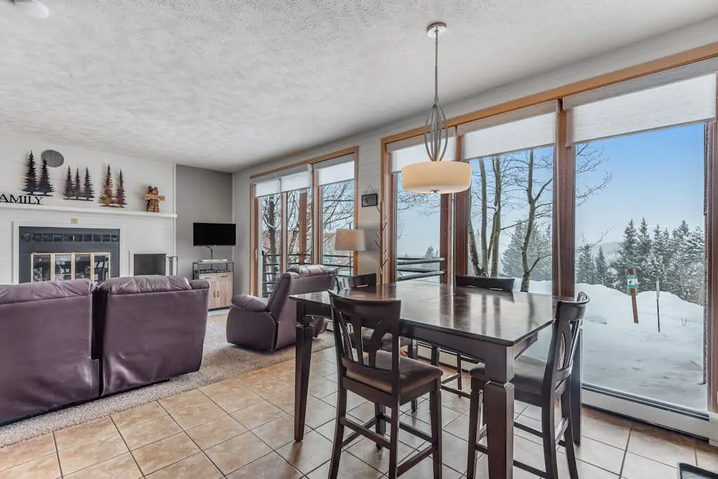 Timber Ridge Retreat