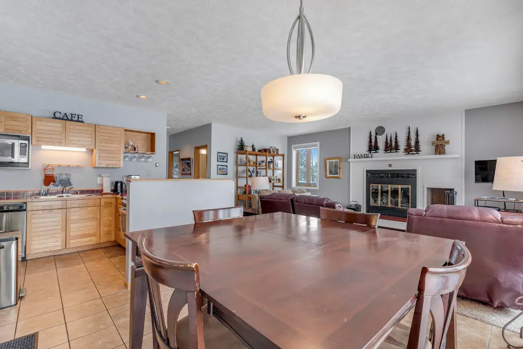 Timber Ridge Retreat