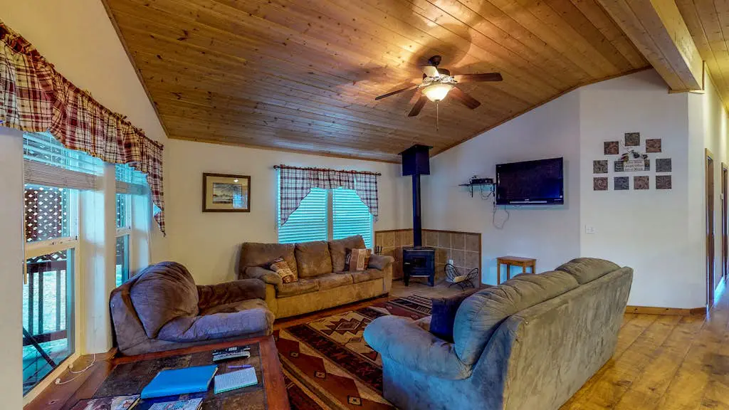 Sequoia Cabin