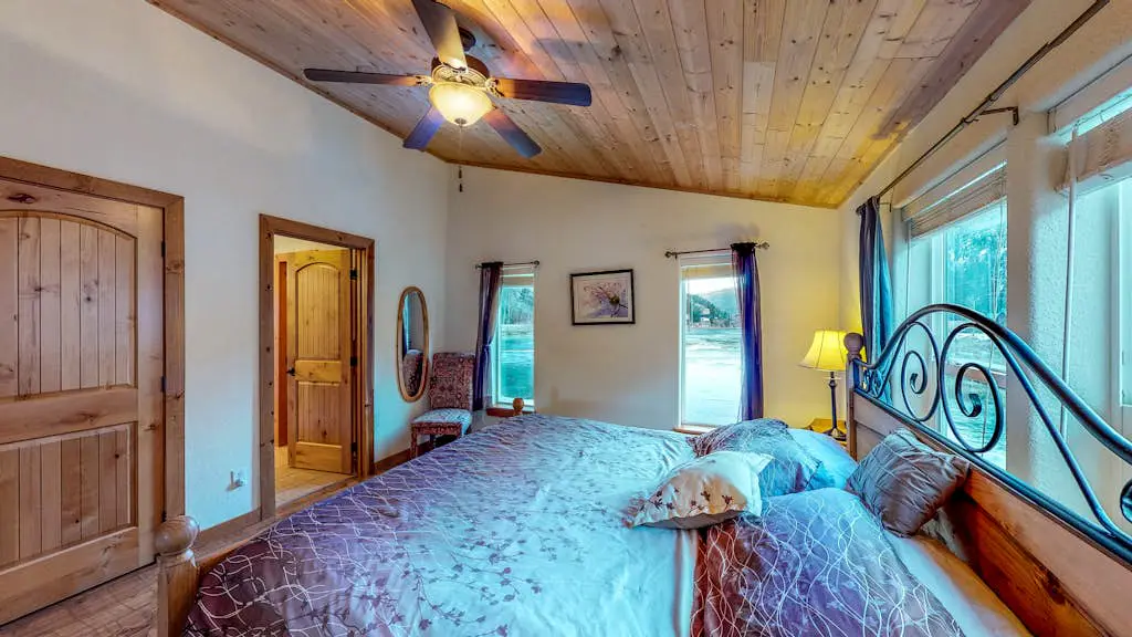 Sequoia Cabin