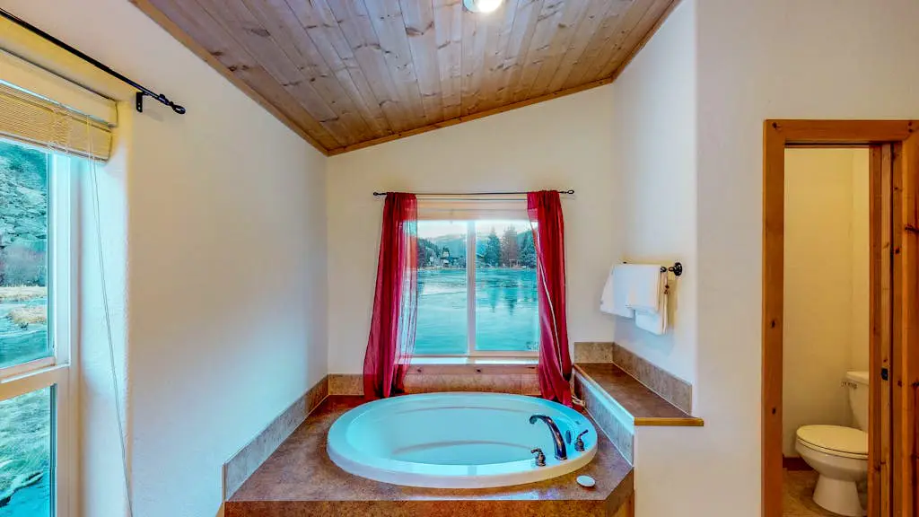 Sequoia Cabin