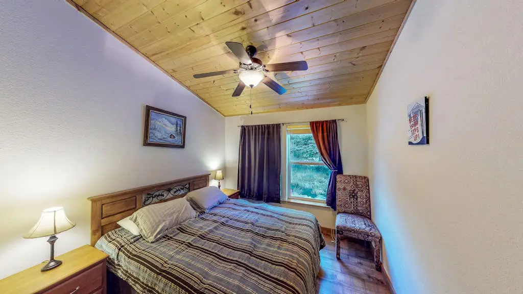Sequoia Cabin