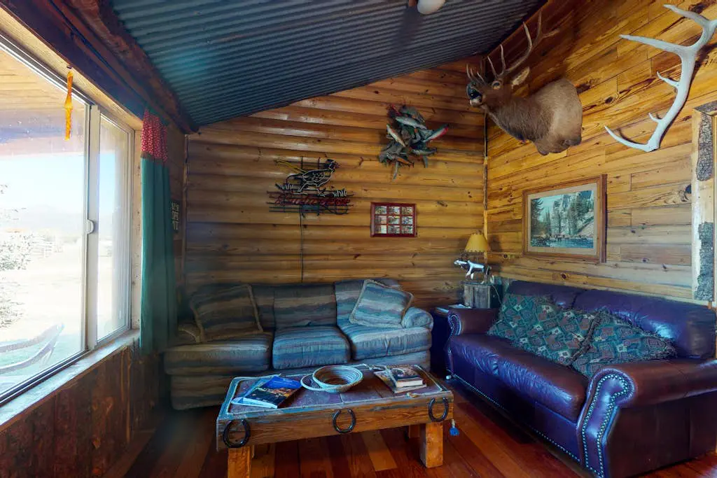 Cougar Canyon Bunk House