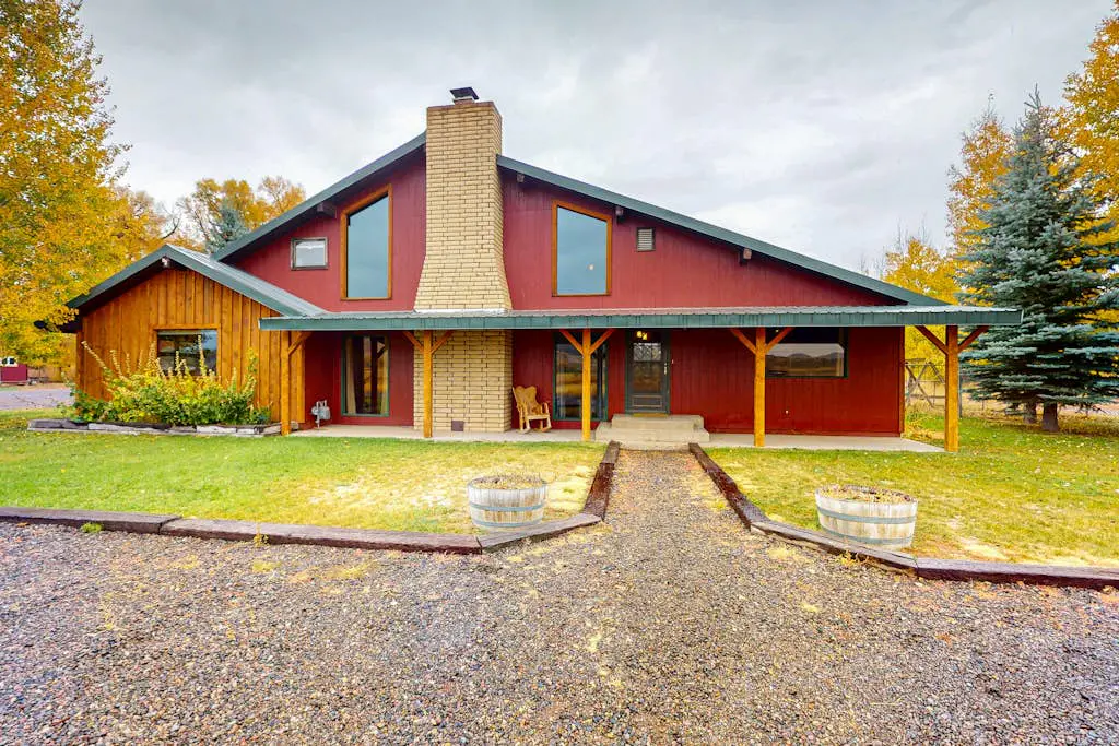 Pioneer Ridge Main House