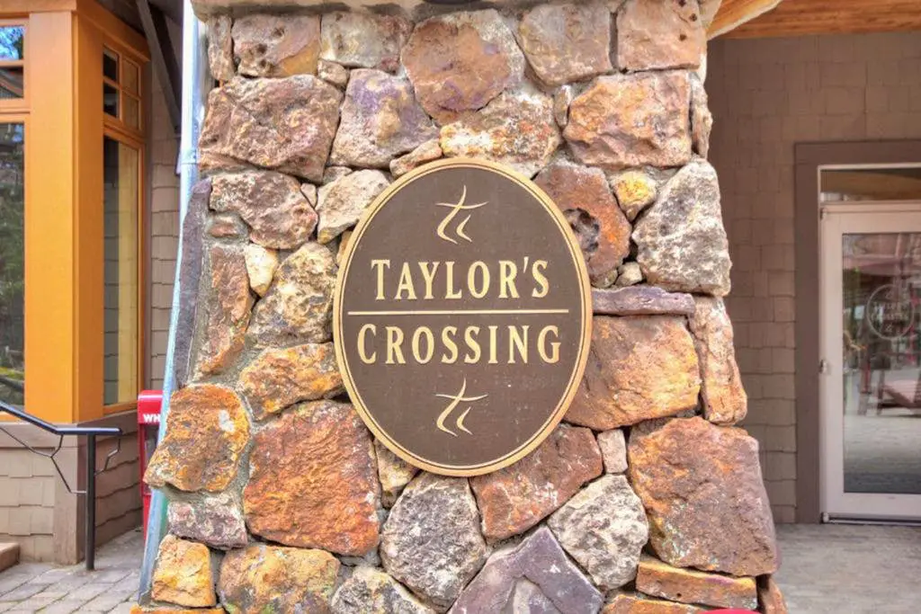 Taylor's Crossing 106
