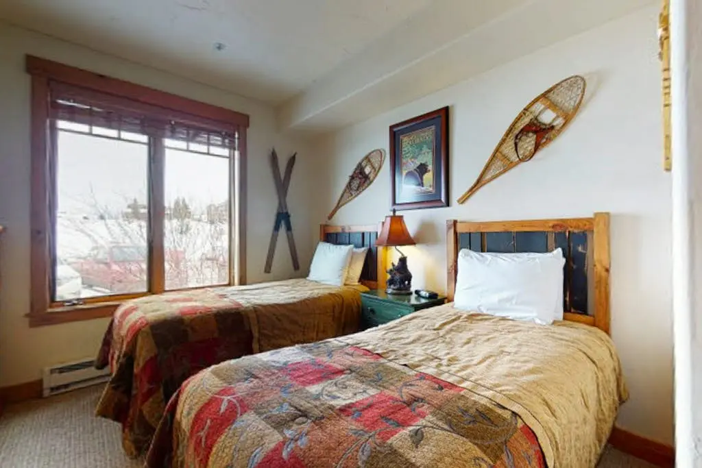 EagleRidge Lodge 200