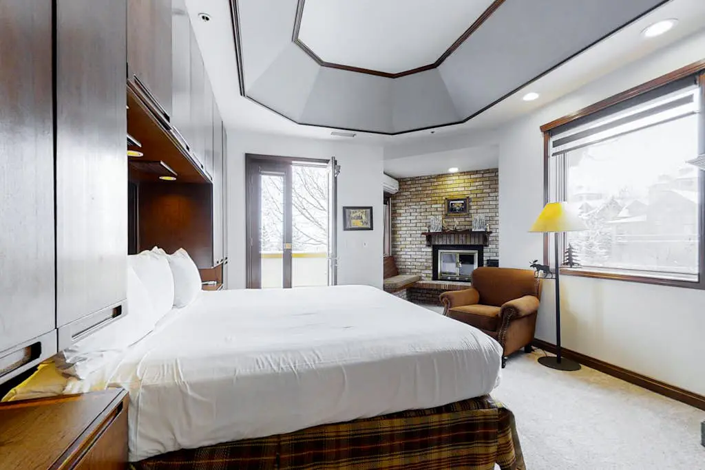 Meadows Penthouse A