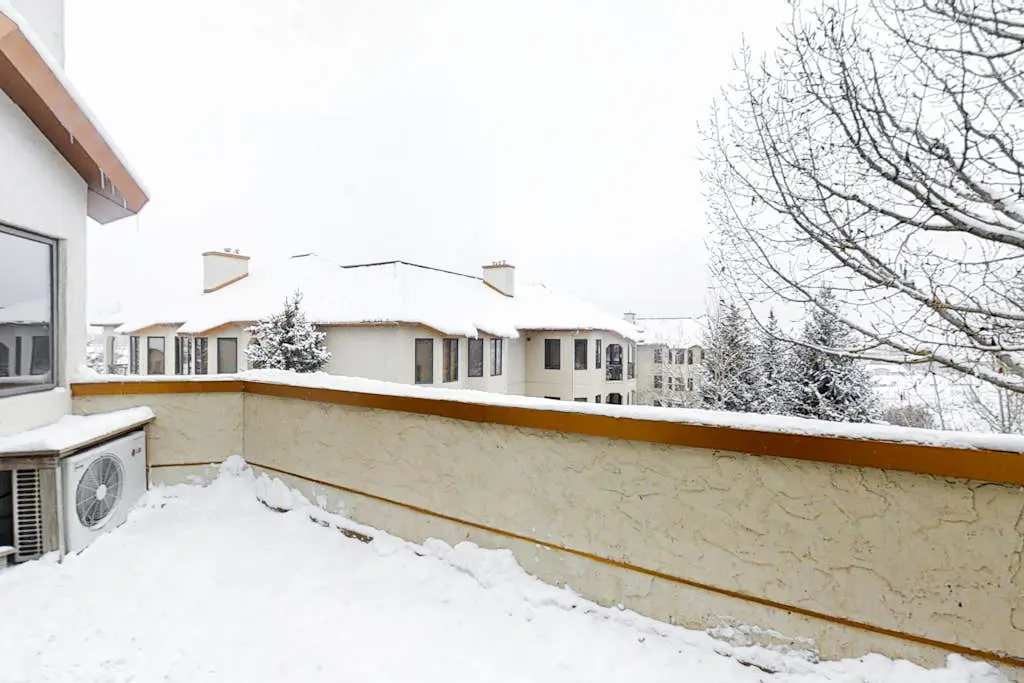 Meadows Penthouse A