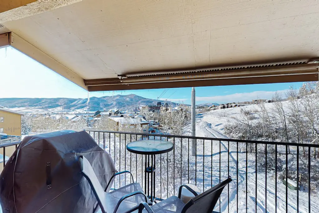 Ski Inn 333