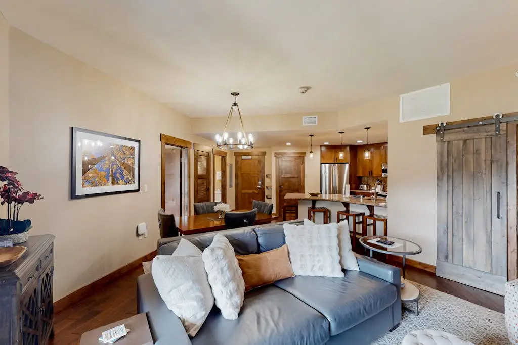 Trailhead Lodge 3107