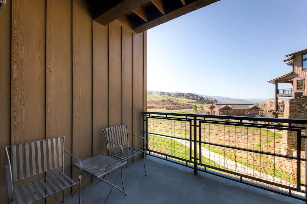 Trailhead Lodge 2113