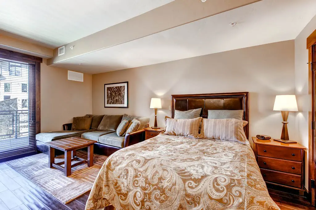 Trailhead Lodge 2113