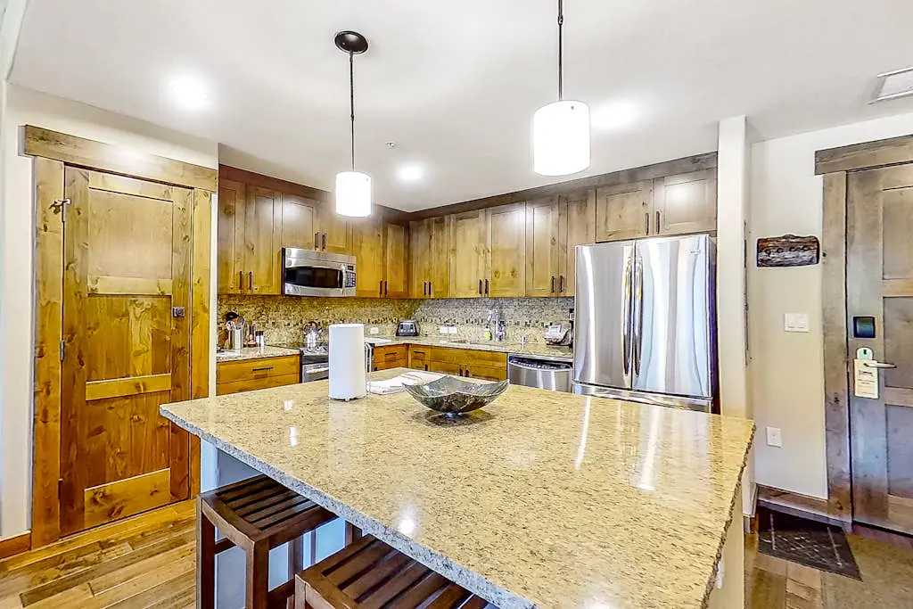 Trailhead Lodge 3105
