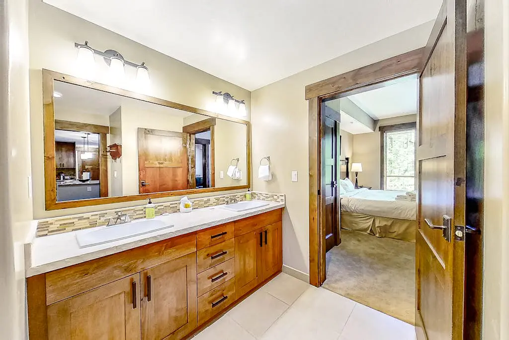 Trailhead Lodge 3105