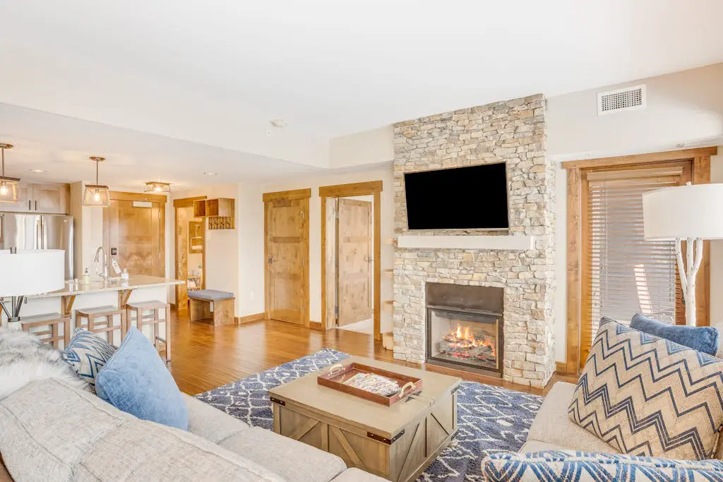 Trailhead Lodge 4118