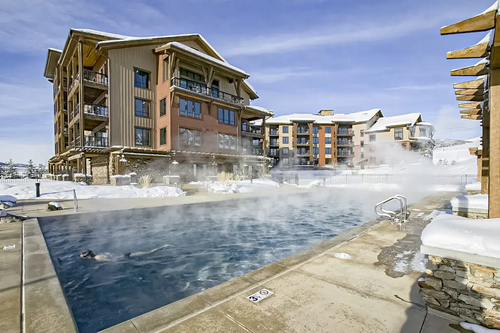 Trailhead Lodge 5113