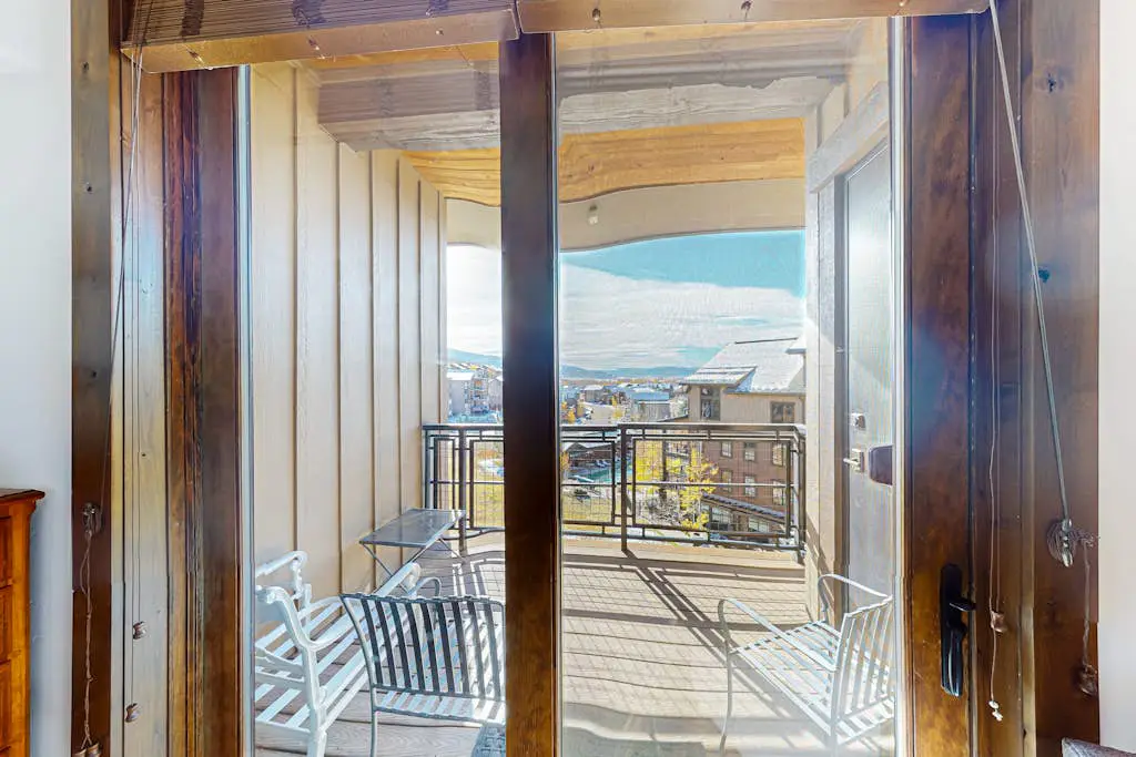 Trailhead Lodge 5113