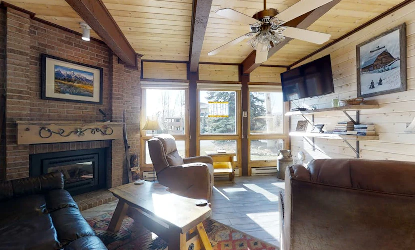 Charming Steamboat Springs home with hot tubs & pool - next to gondola