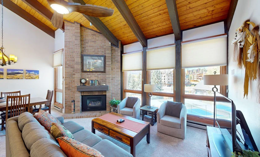 Elegant Steamboat retreat with pool, hot tub & washer/dryer