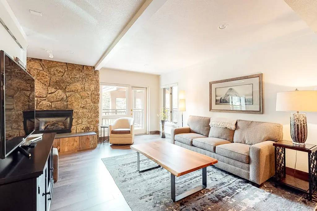 Ptarmigan House 17